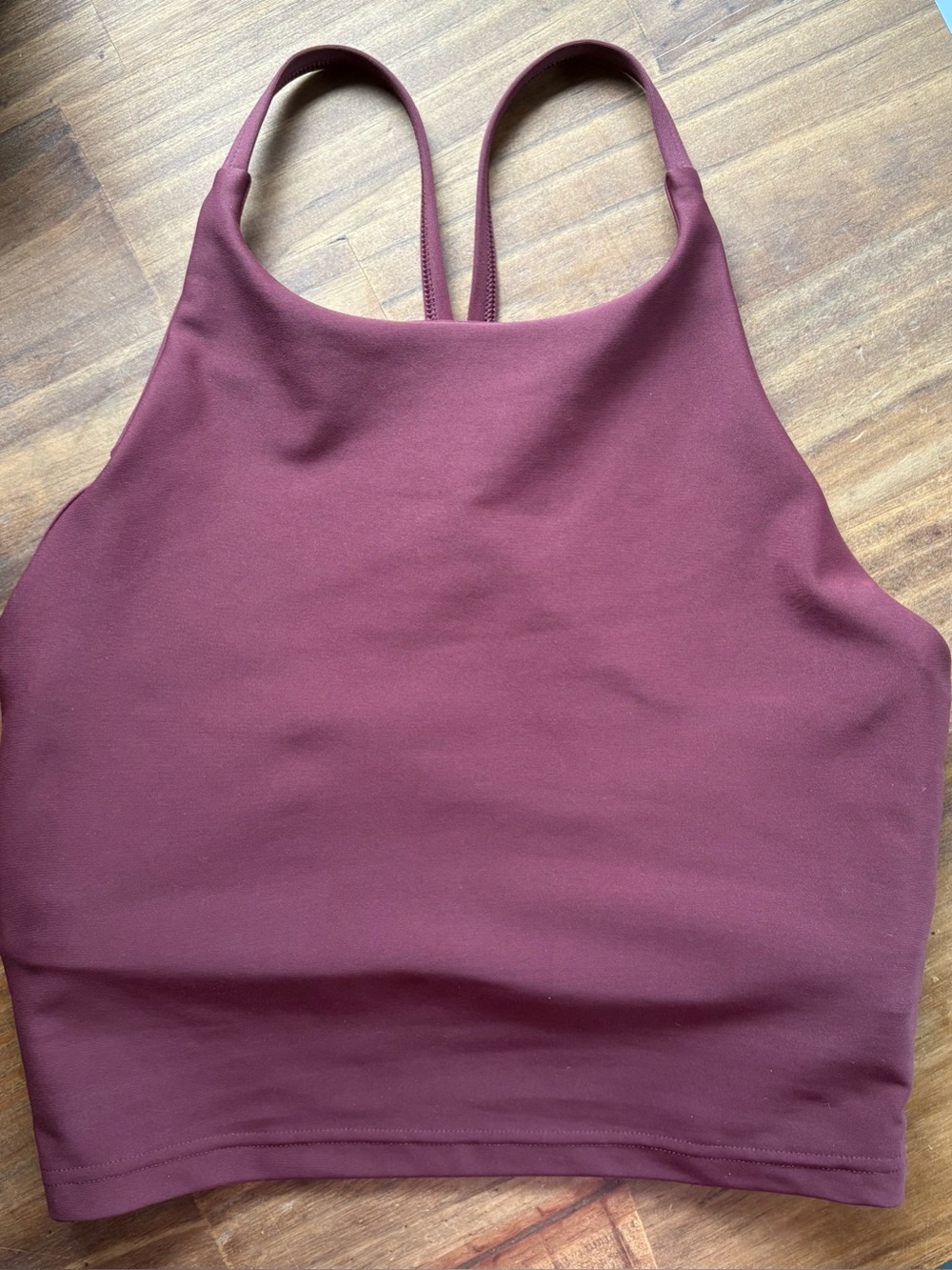 Old Navy Active High-Neck Cropped Powersoft Tank Top /Sports Bra in Burgundy